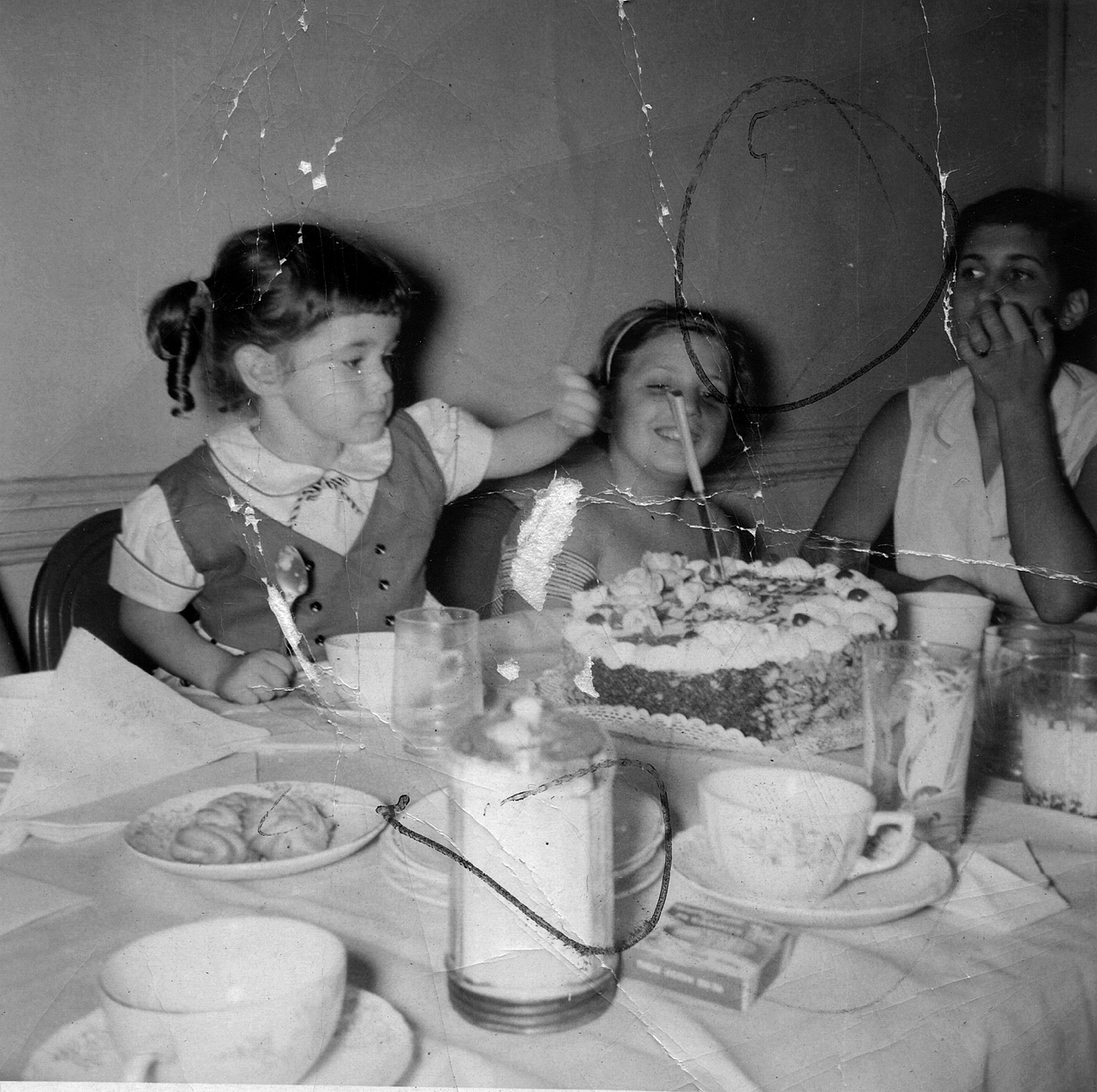 1957-09-17, 001, Linda's Birthday