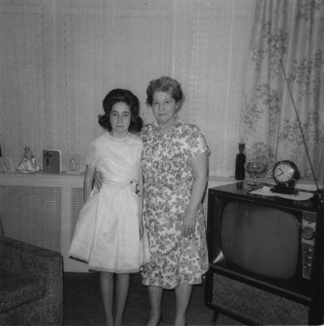 1966-05-11, 002, Linda, Nanny