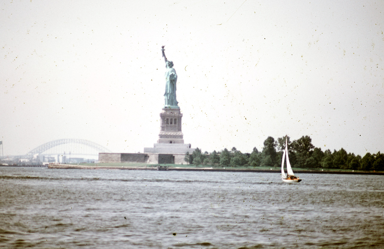 71-08-01, 033, Statue of Liberty from Manhattan, NYC