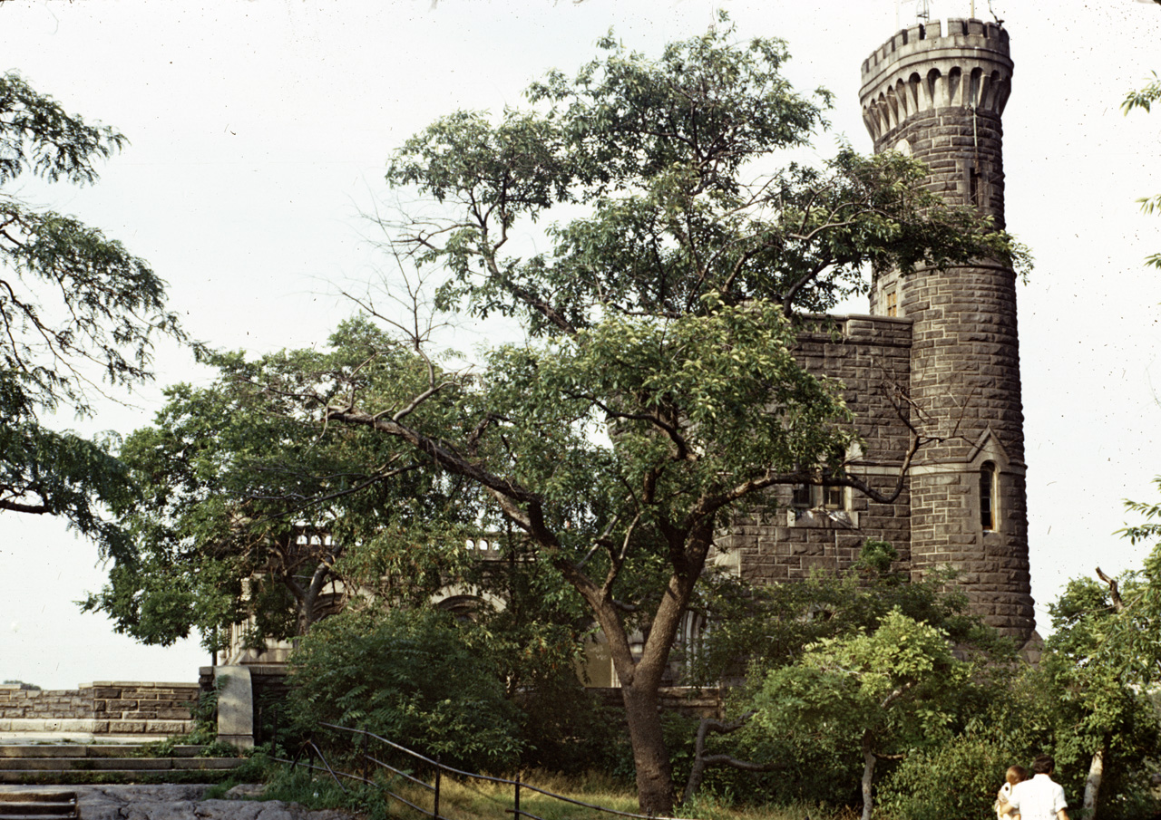 71-08-01, 046, Belvedere Castle, Central Park, NYC