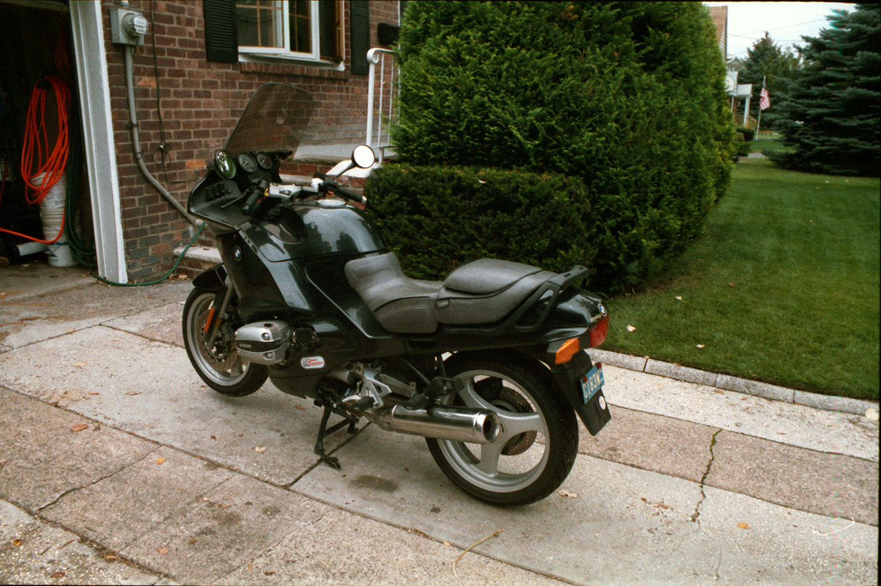 2000-09-24, 001, 1994 R1100-RSL BMW with Corbin Seat