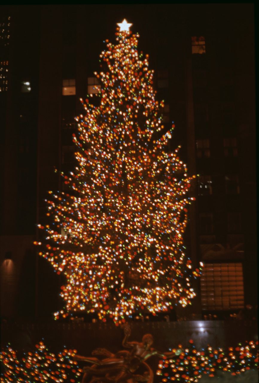 1976-01-01, 014, Christmas Tree at Rockefeller Center, New York