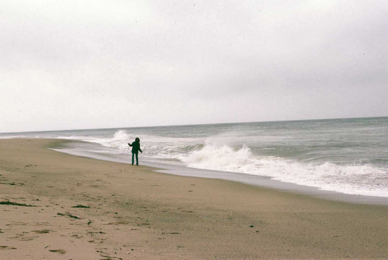 1977-11-24, 016, Georgia Millines, Cape Cod, MA