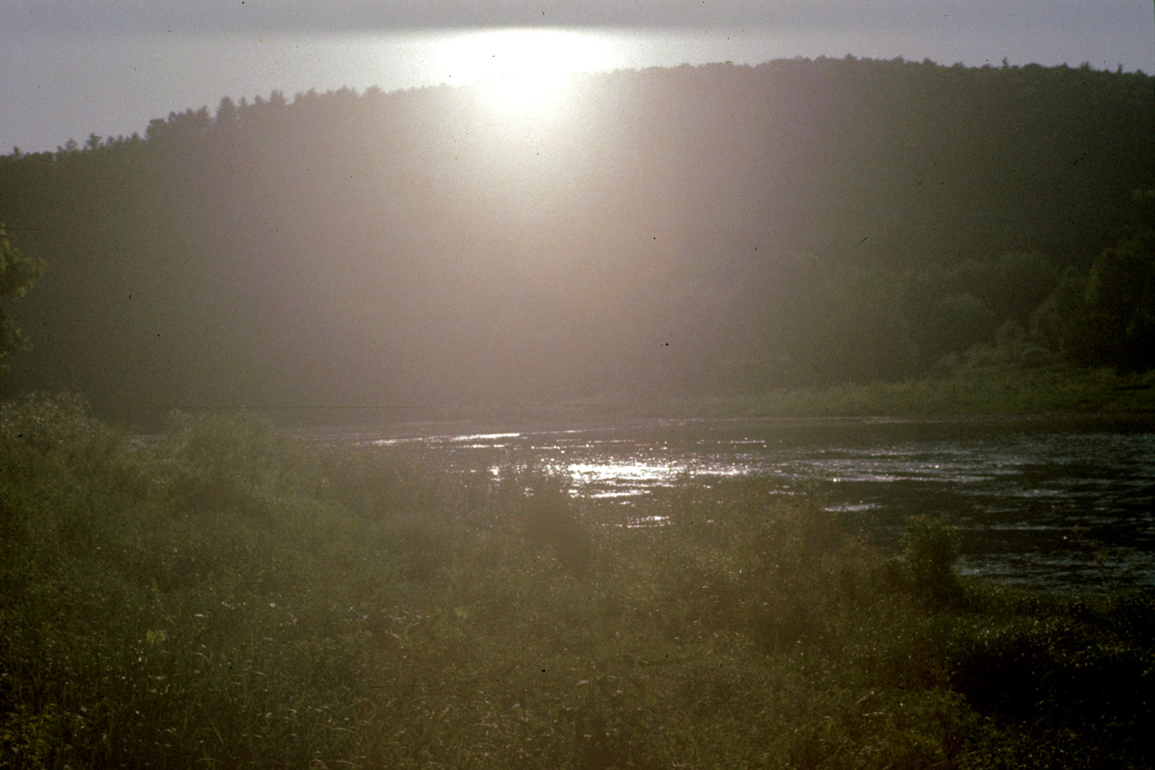 1977-06-01, 012, Delaware River, PA