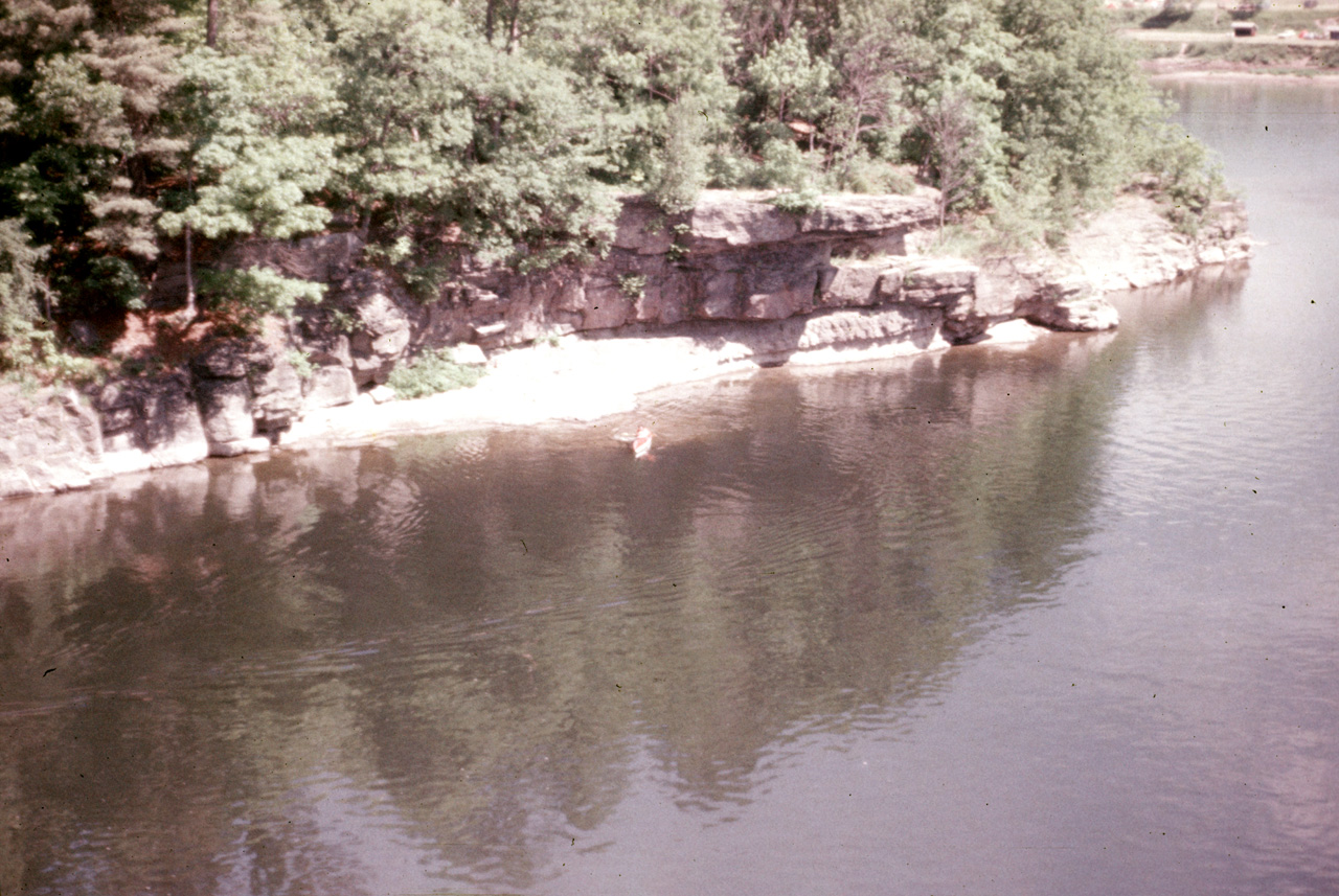 1977-06-01, 017, Delaware River, PA