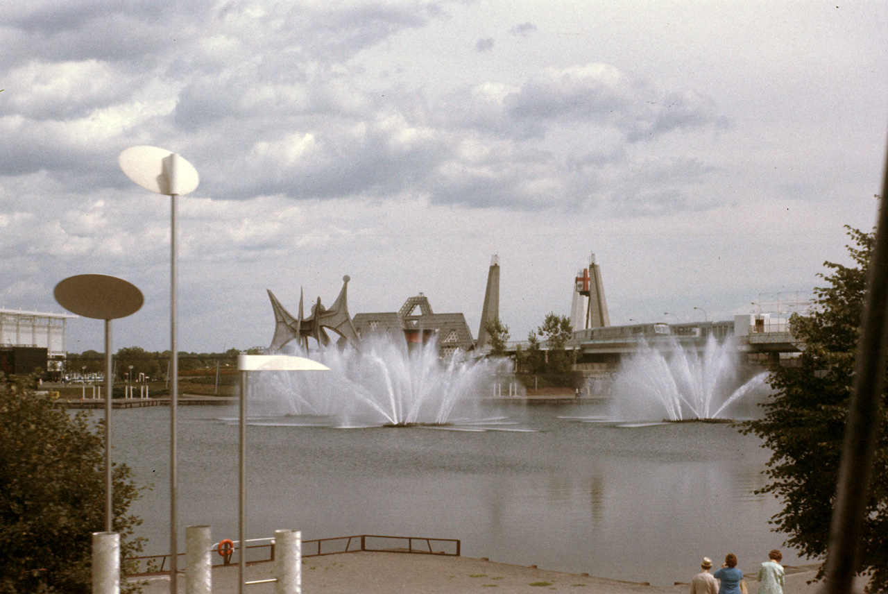 1977-08-01, 024, Man and his World, Trip thru Canada - USA