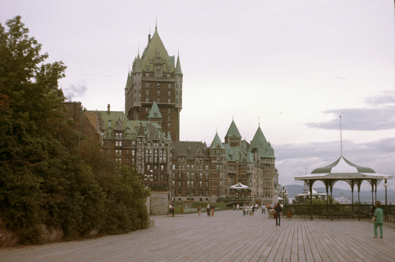 1977-08-02, 054, Quebec City, Trip thru Canada - USA