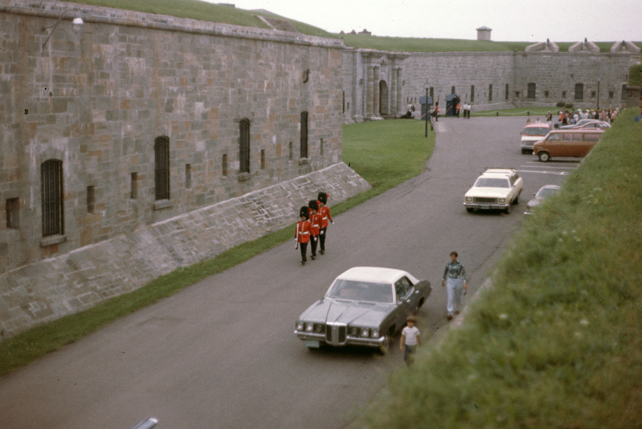 1977-08-02, 061, Quebec City, Trip thru Canada - USA