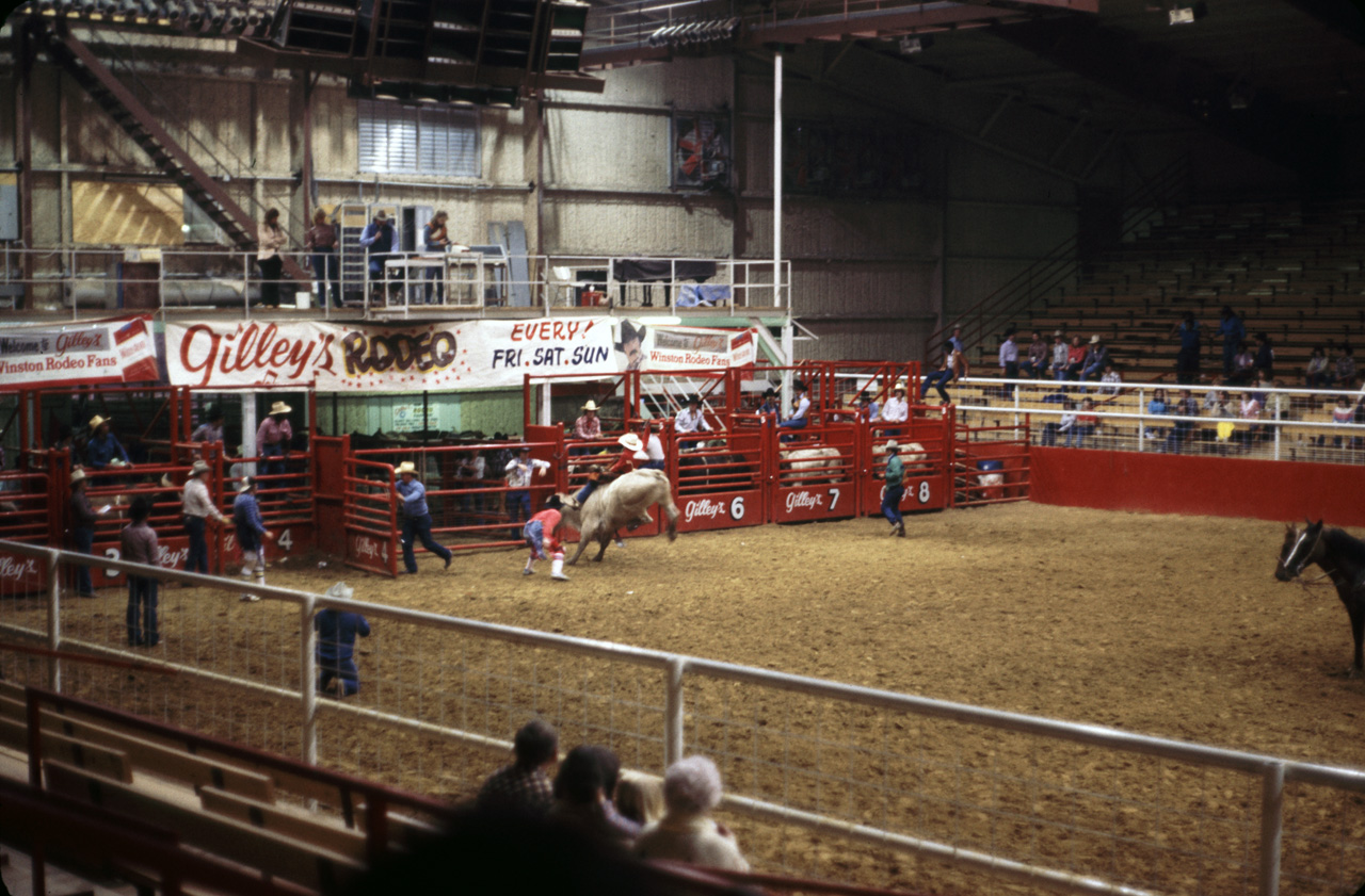 1983-01-15, 020, Gilley's Rodeo Texas