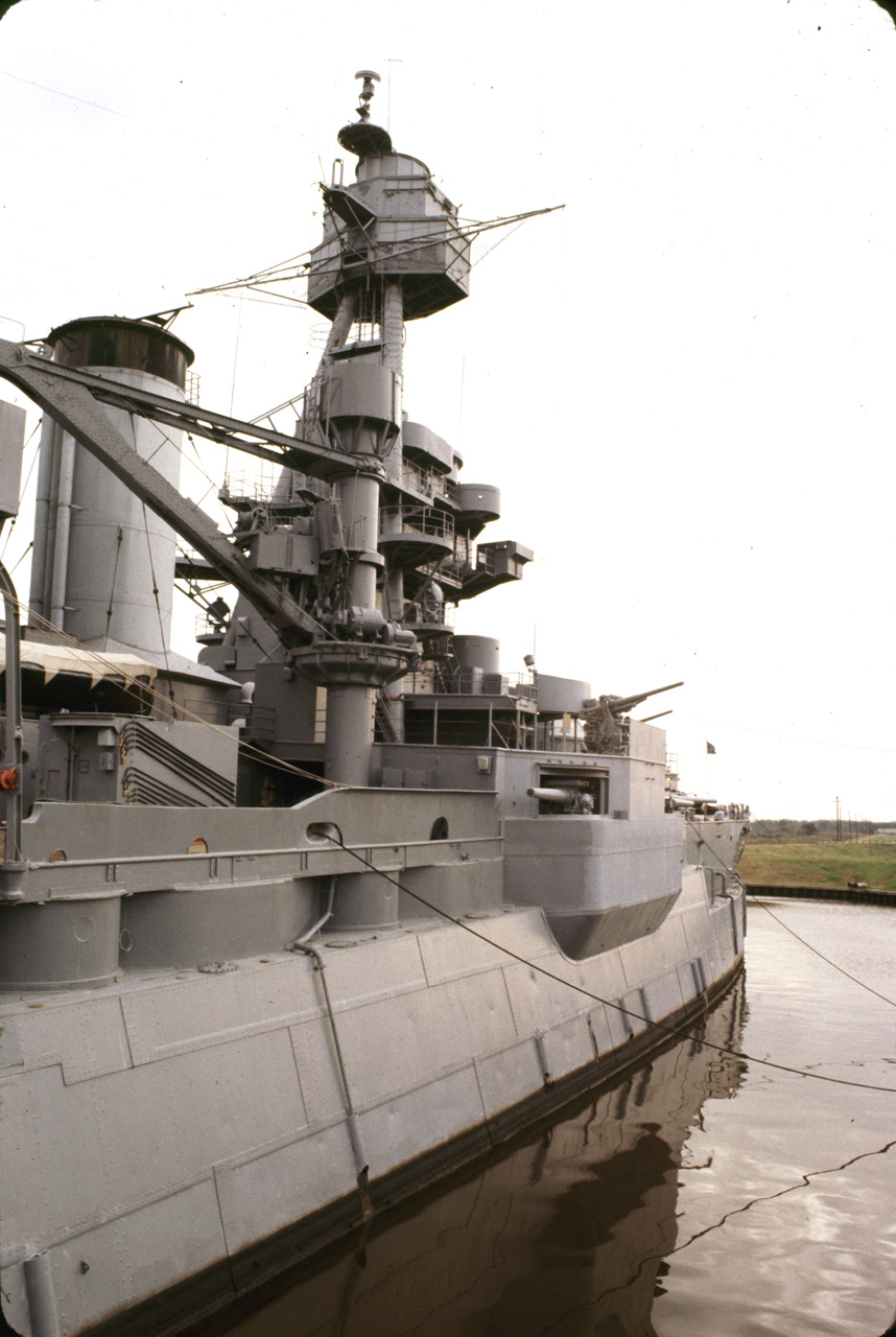 1983-01-30, 003, USS Texas Battleship