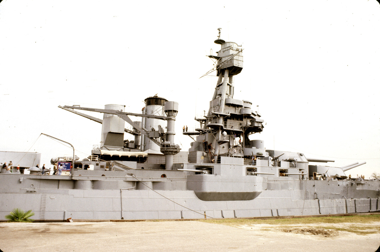 1983-01-30, 010, USS Texas Battleship