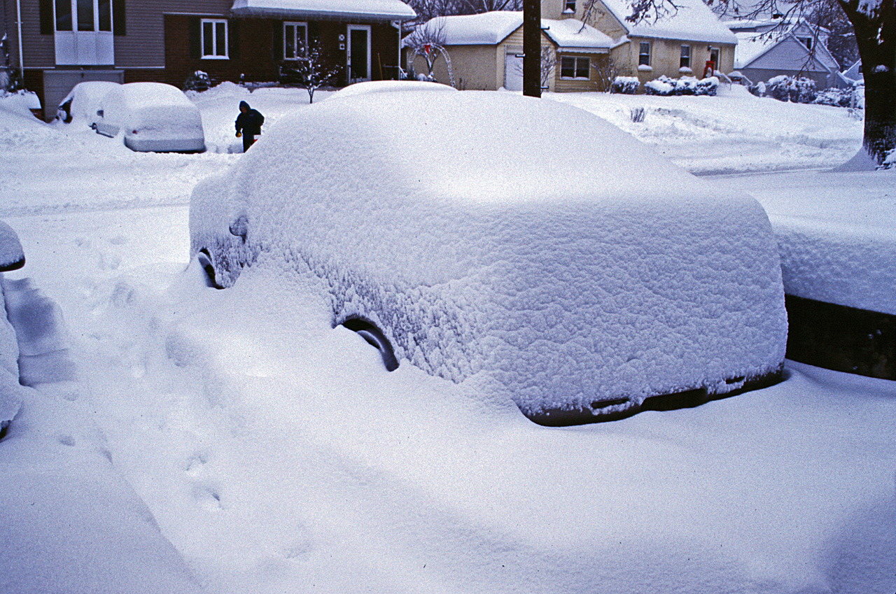 2000-12-30, 006, Big Snow of 2000', Driveway, Saddle Brook, NJ