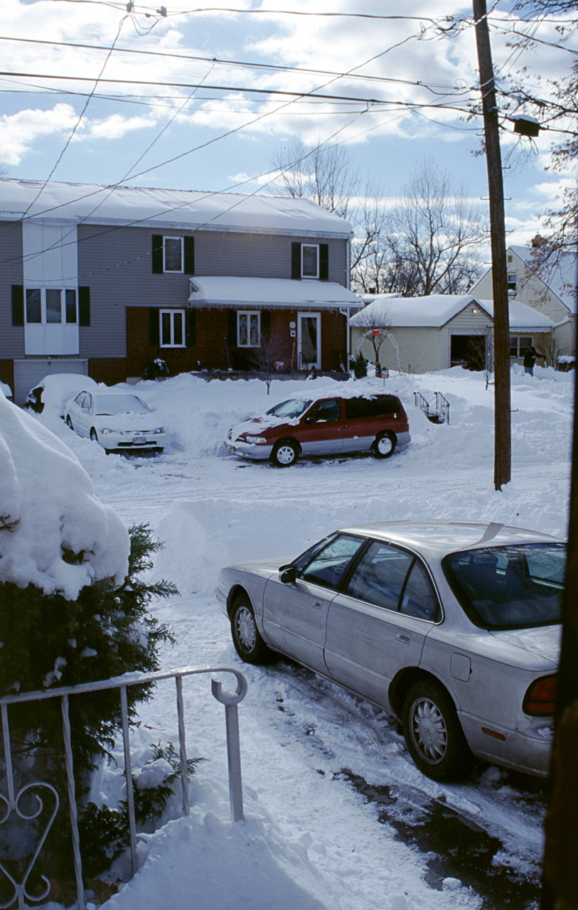 2000-12-31, 010, Big Snow of 2000', Driveway, Saddle Brook, NJ