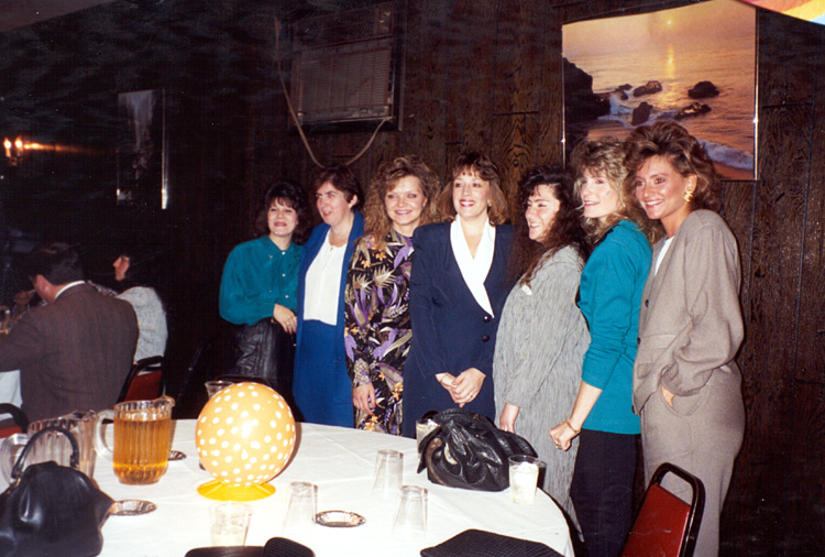 90-12-15, 28, Kuren's Party, ITT Retirement