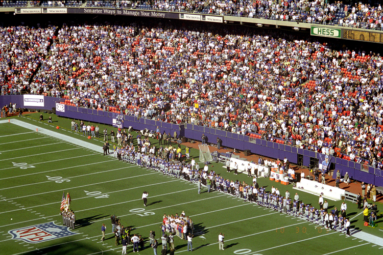 05-10-30, 17, Gaints vs Redskins at Giants Stadium, NJ