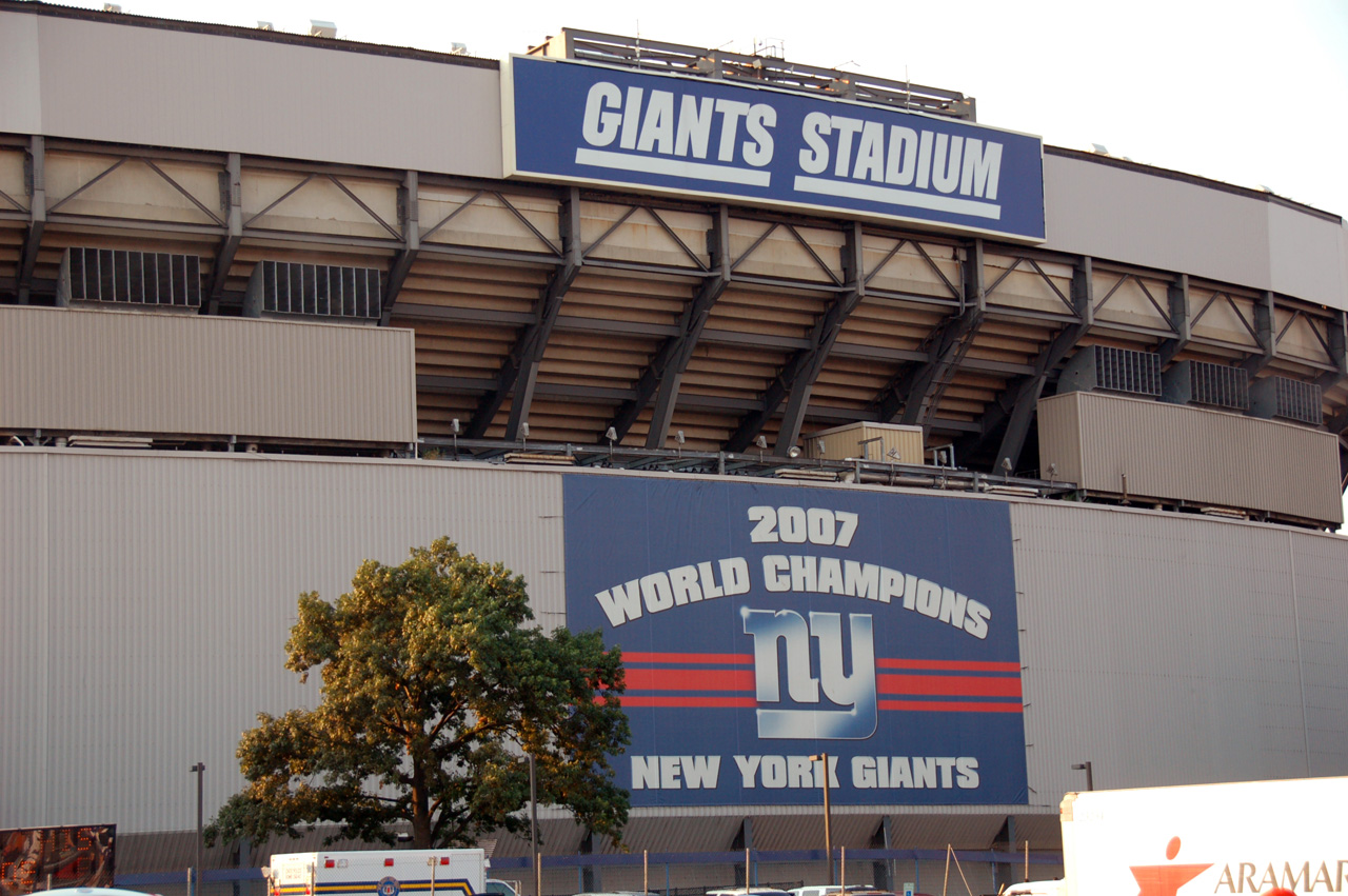 2008-09-04, 001, The Giants vs The Red Skins