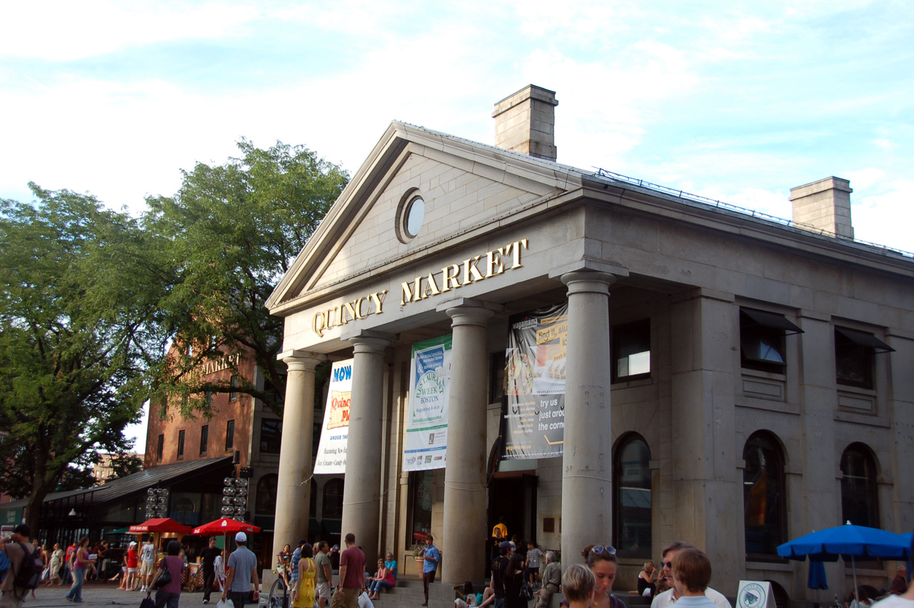 2009-08-22, 006, Quincy Market, Boston