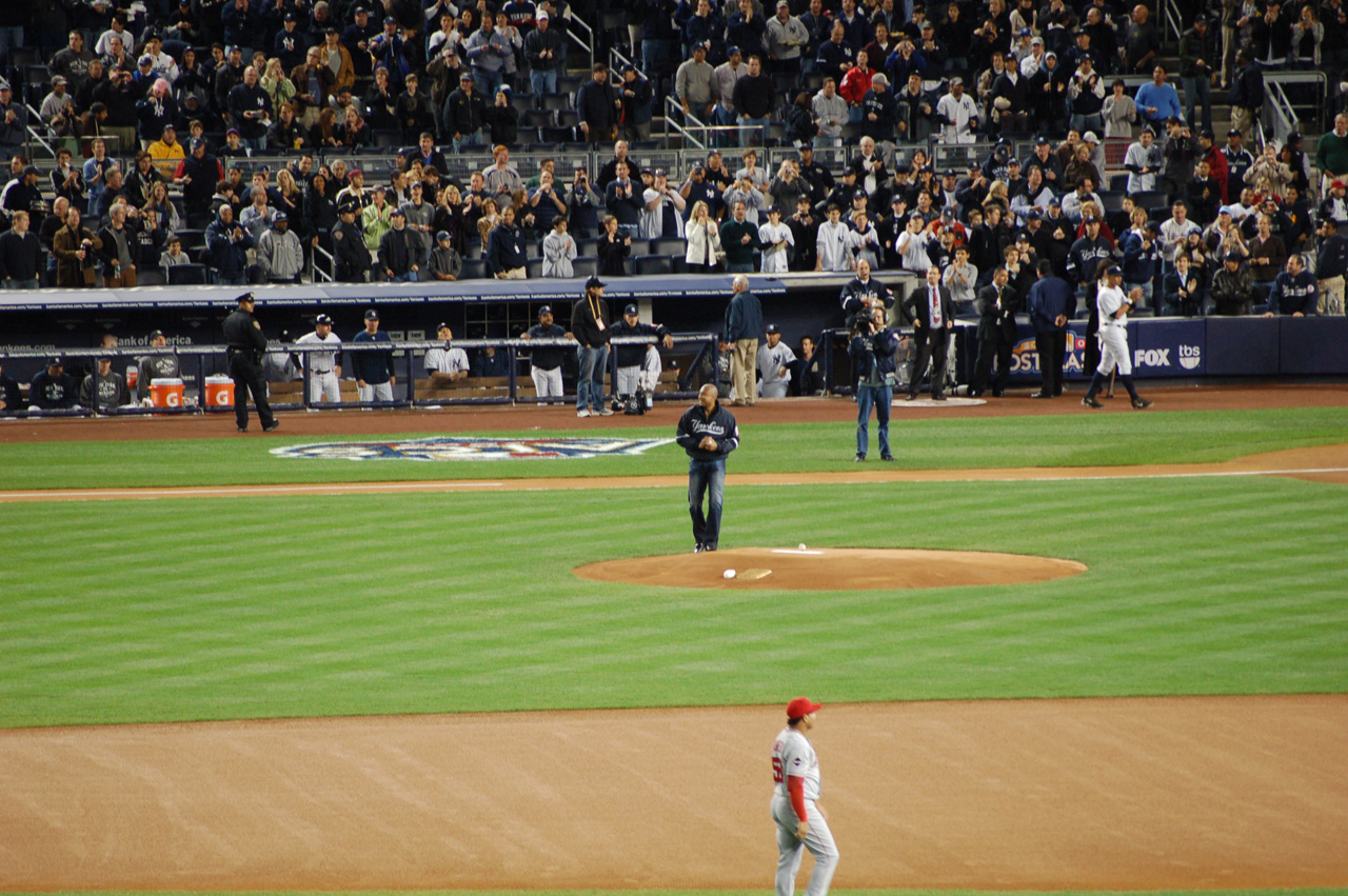 2009-10-25, 032, Yankee Payoffs, NYC