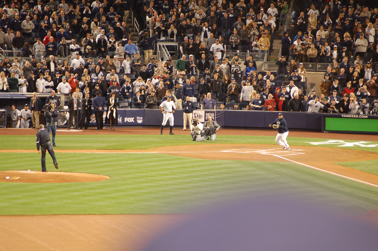 2009-10-25, 034, Yankee Payoffs, NYC